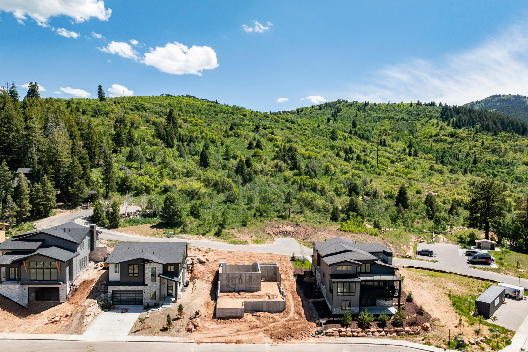 DISCOVERY RIDGE - Residential