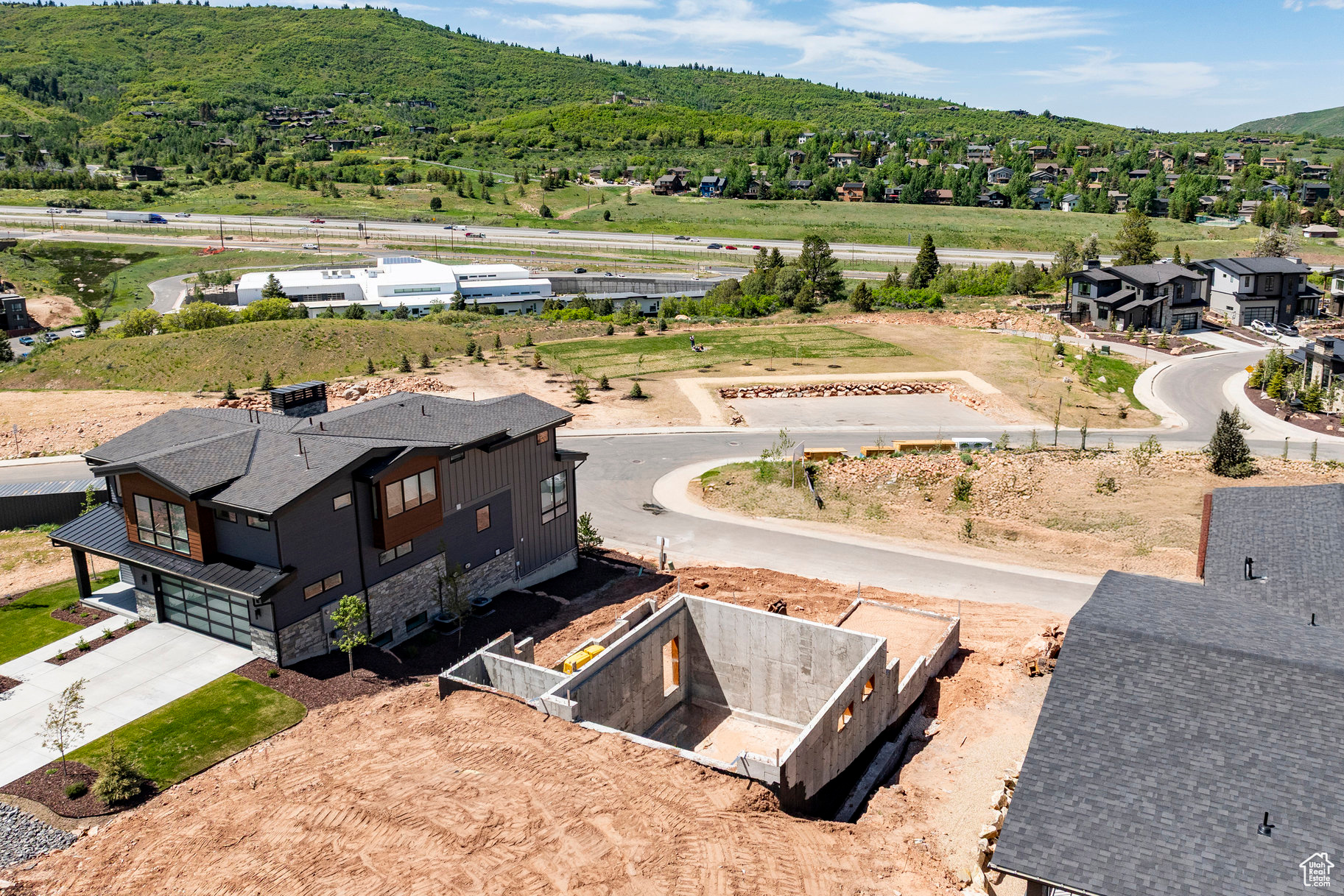 DISCOVERY RIDGE - Residential