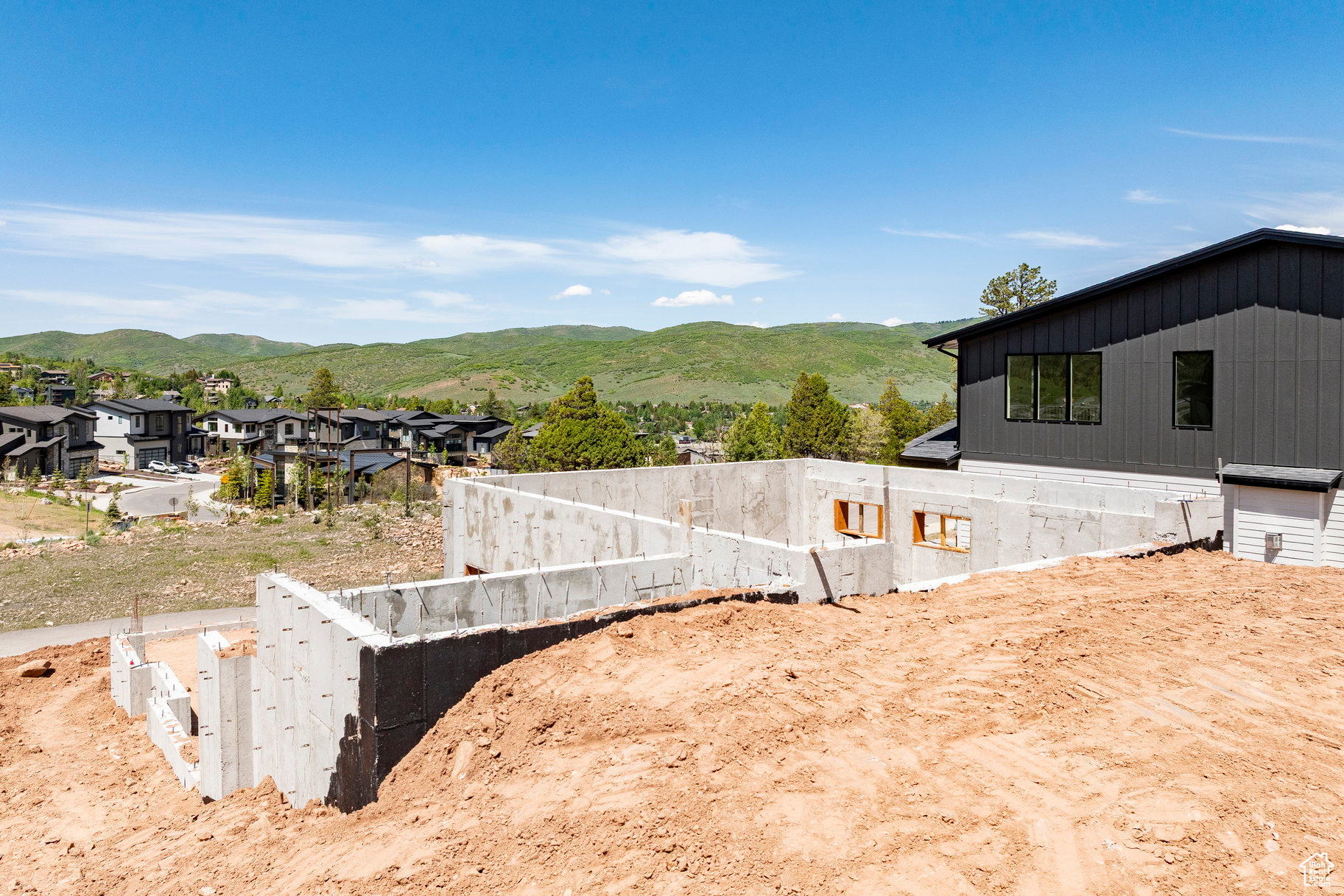 DISCOVERY RIDGE - Residential