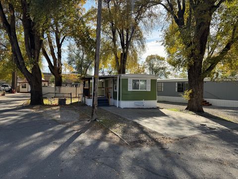 Tiny photo for 264 W STATE RD S #18, Pleasant Grove, UT 84062 (MLS # 2121543)