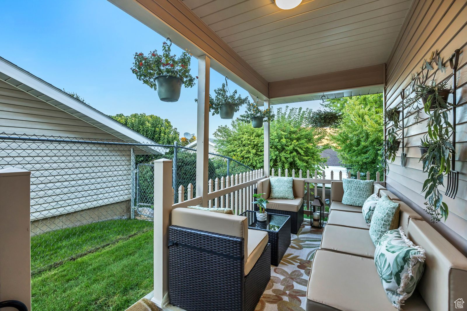 COZYDALE RETREAT - Residential