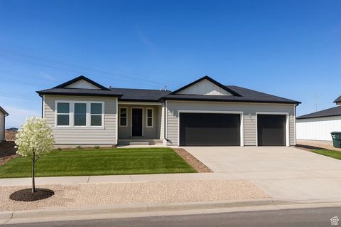 Photo of 1068 S 3440 E #120, Spanish Fork, UT 84660 (MLS # 2116322)