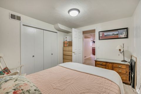 Tiny photo for 490 E 1800 S, Bountiful, UT 84010 (MLS # 2117614)