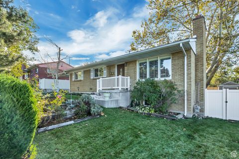 Photo of 490 E 1800 S, Bountiful, UT 84010 (MLS # 2117614)