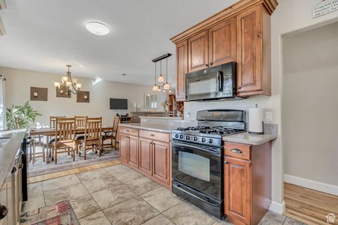 Tiny photo for 490 E 1800 S, Bountiful, UT 84010 (MLS # 2117614)