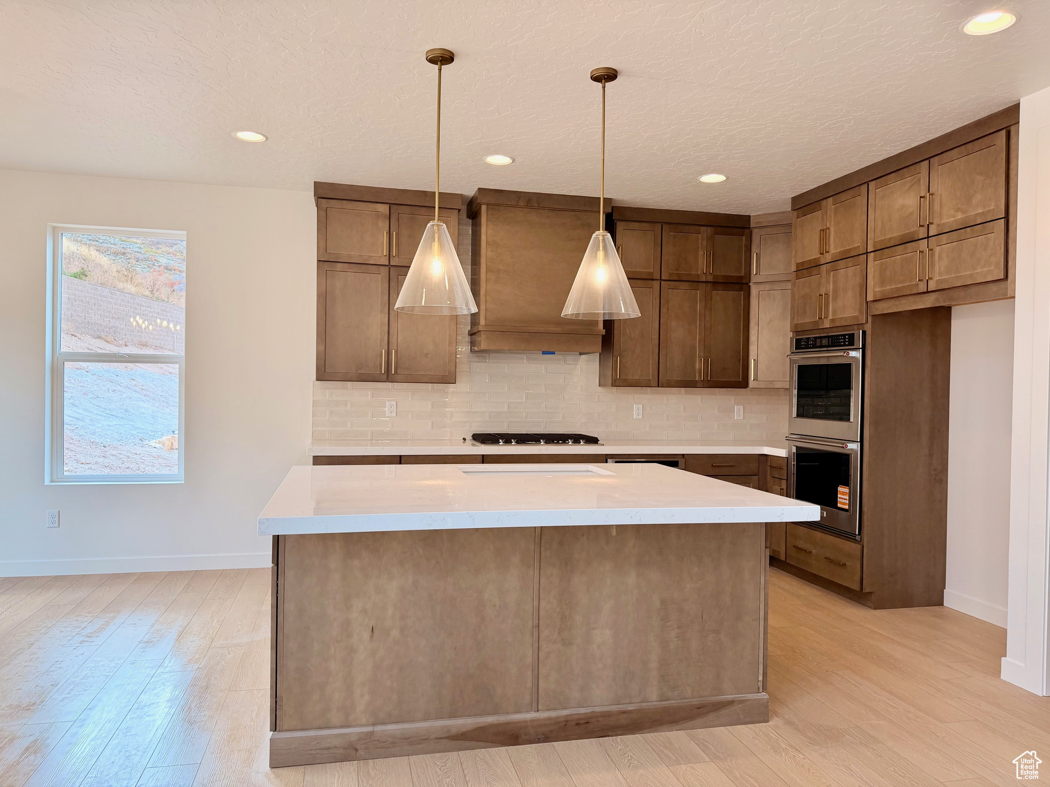 CANYON POINT - Residential