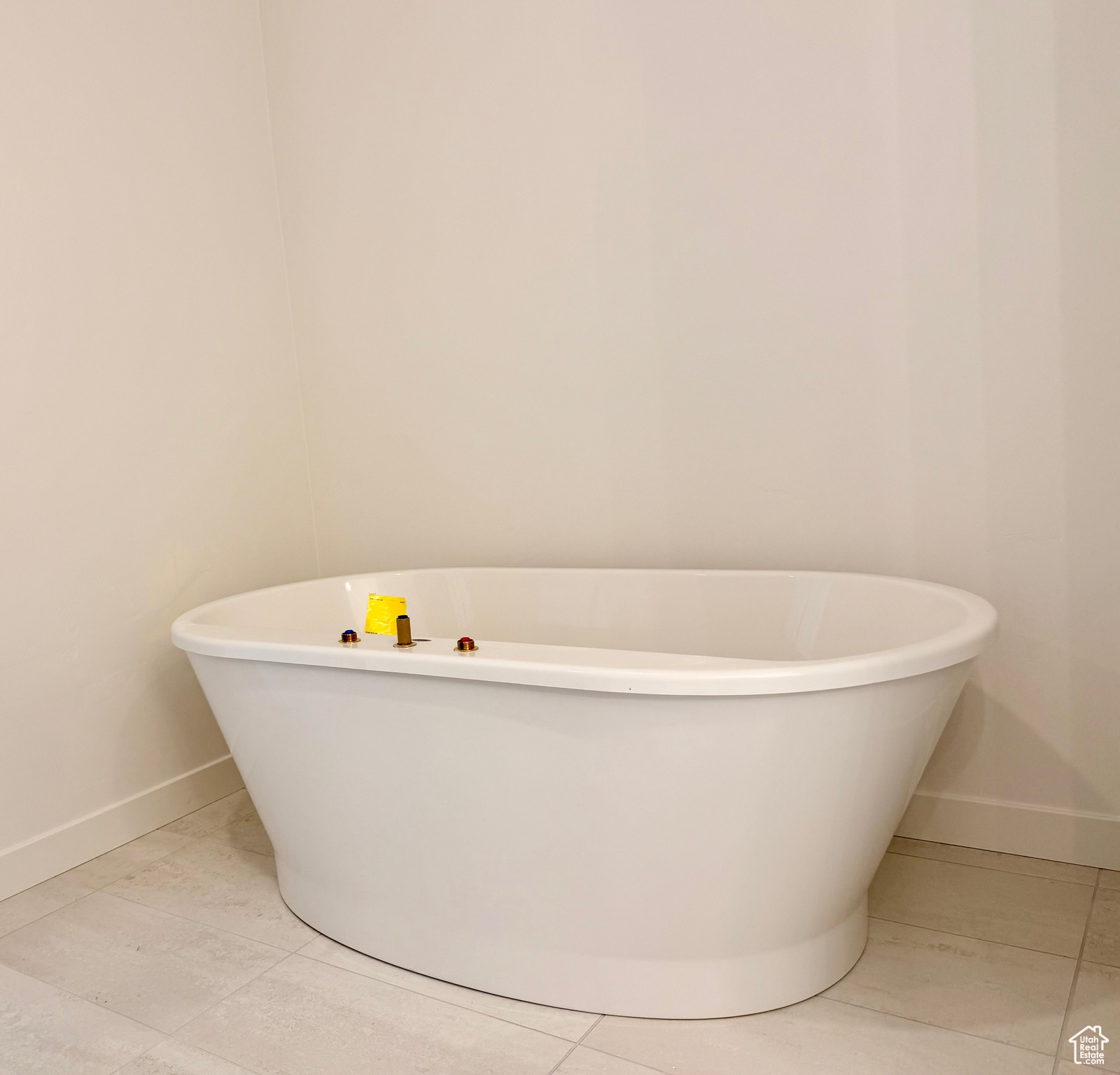 CANYON POINT - Residential