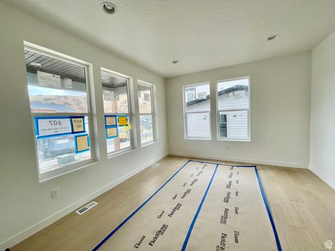 Tiny photo for 1618 W CANYON RIM RD, Lehi, UT 84048 (MLS # 2114715)