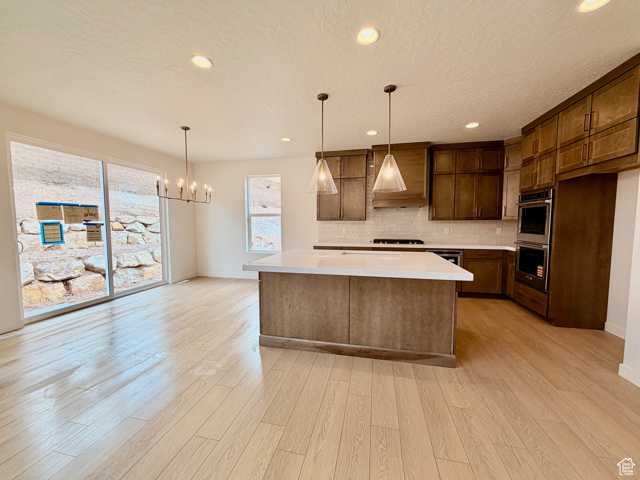 CANYON POINT - Residential