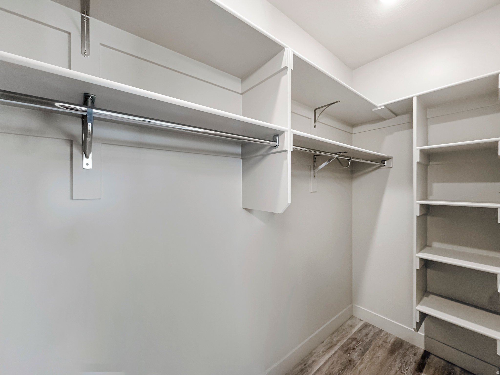 LATITUDE 40 - Residential