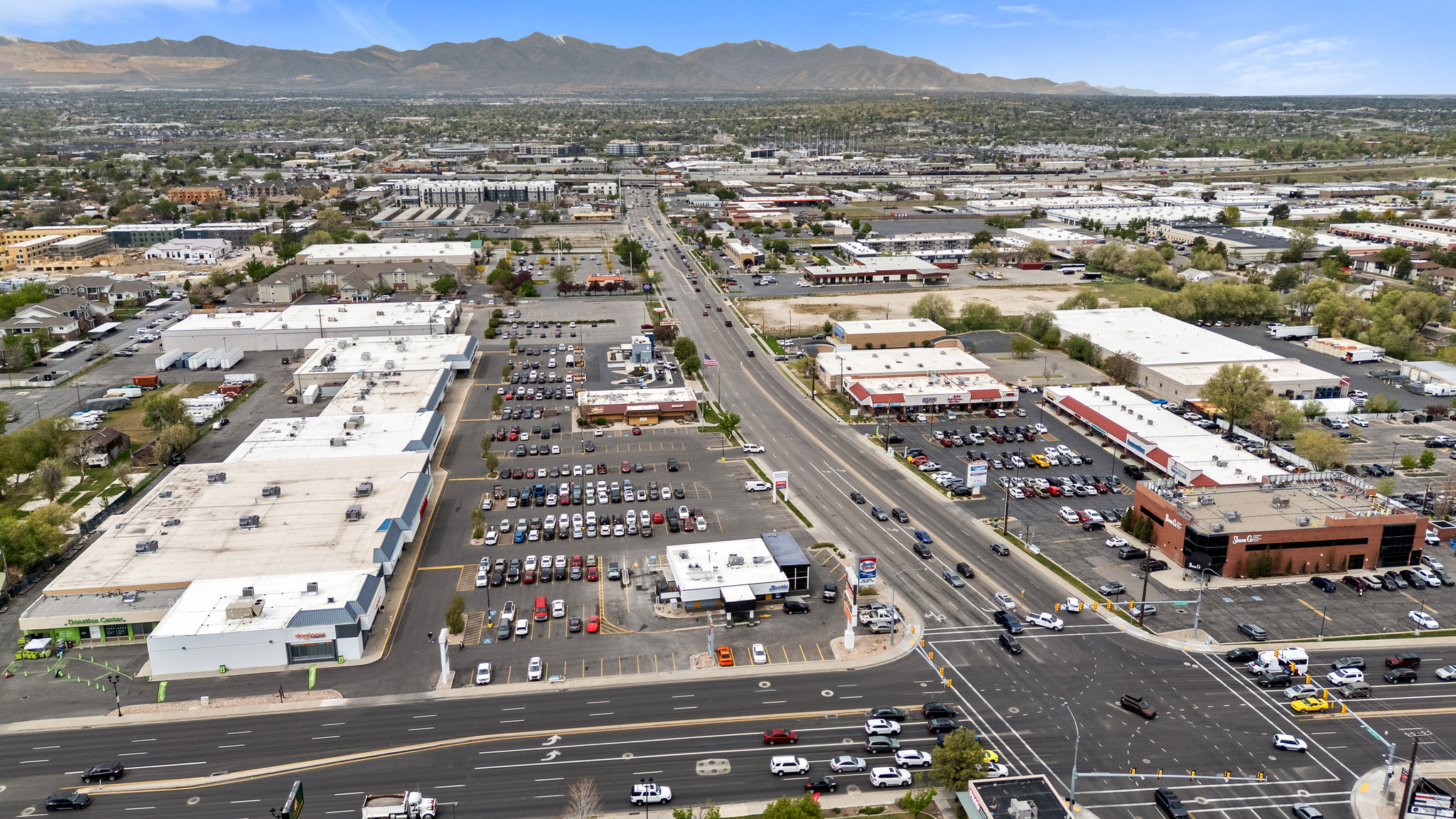 LATITUDE 40 - Residential