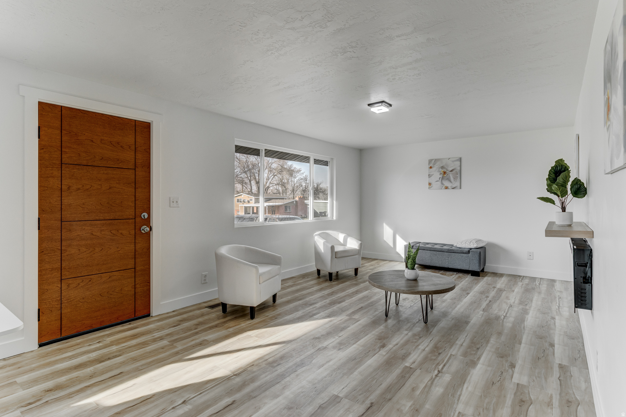 SCOTTS-DALE - Residential