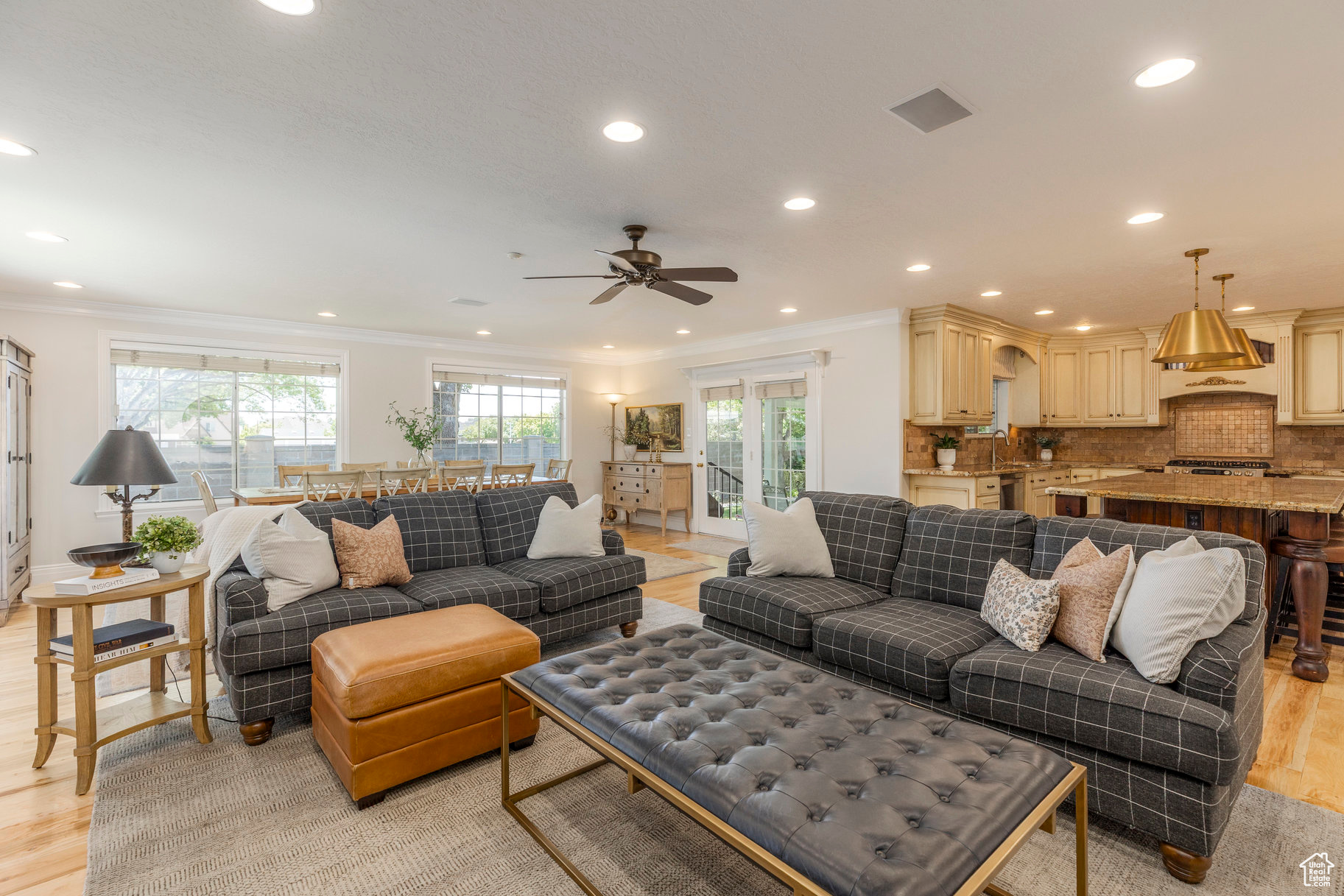 MEADOWS - Residential