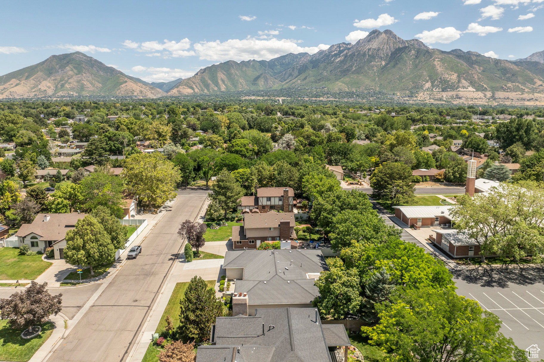 MEADOWS - Residential