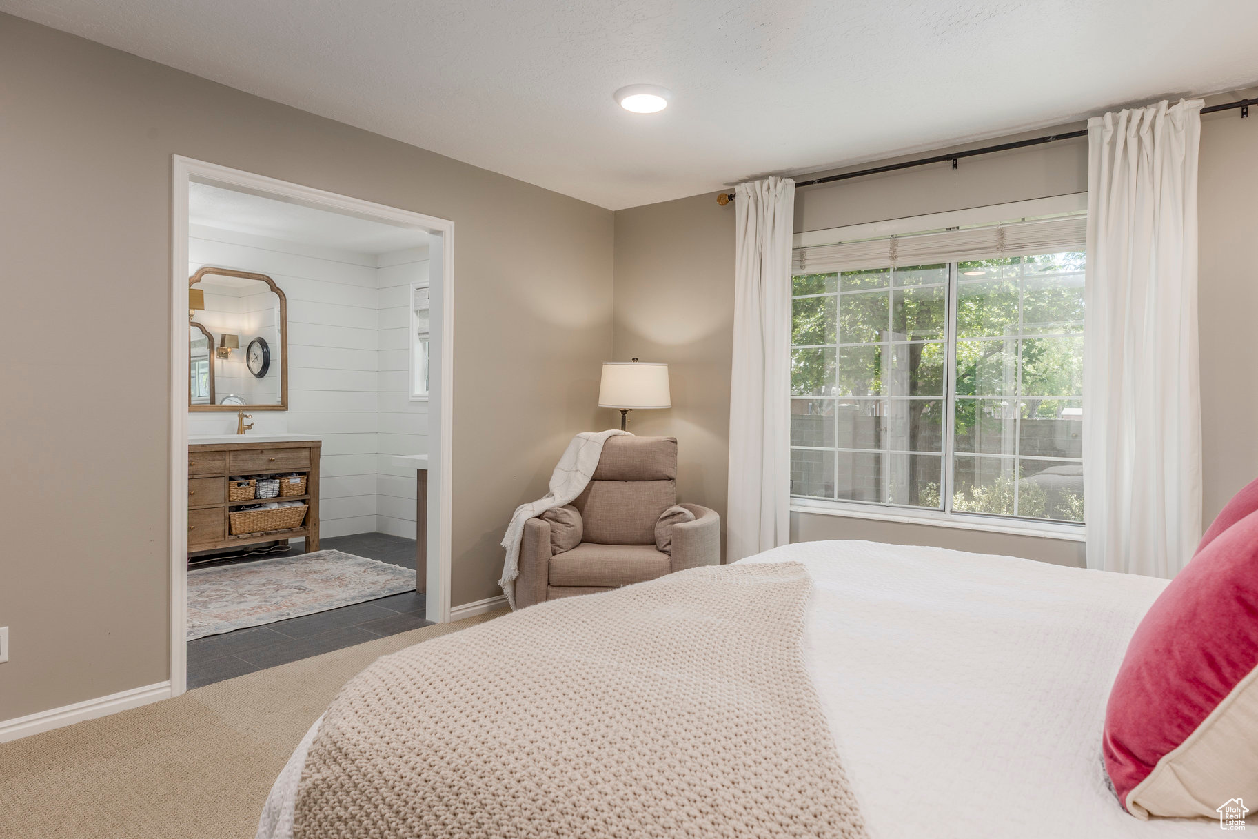 MEADOWS - Residential