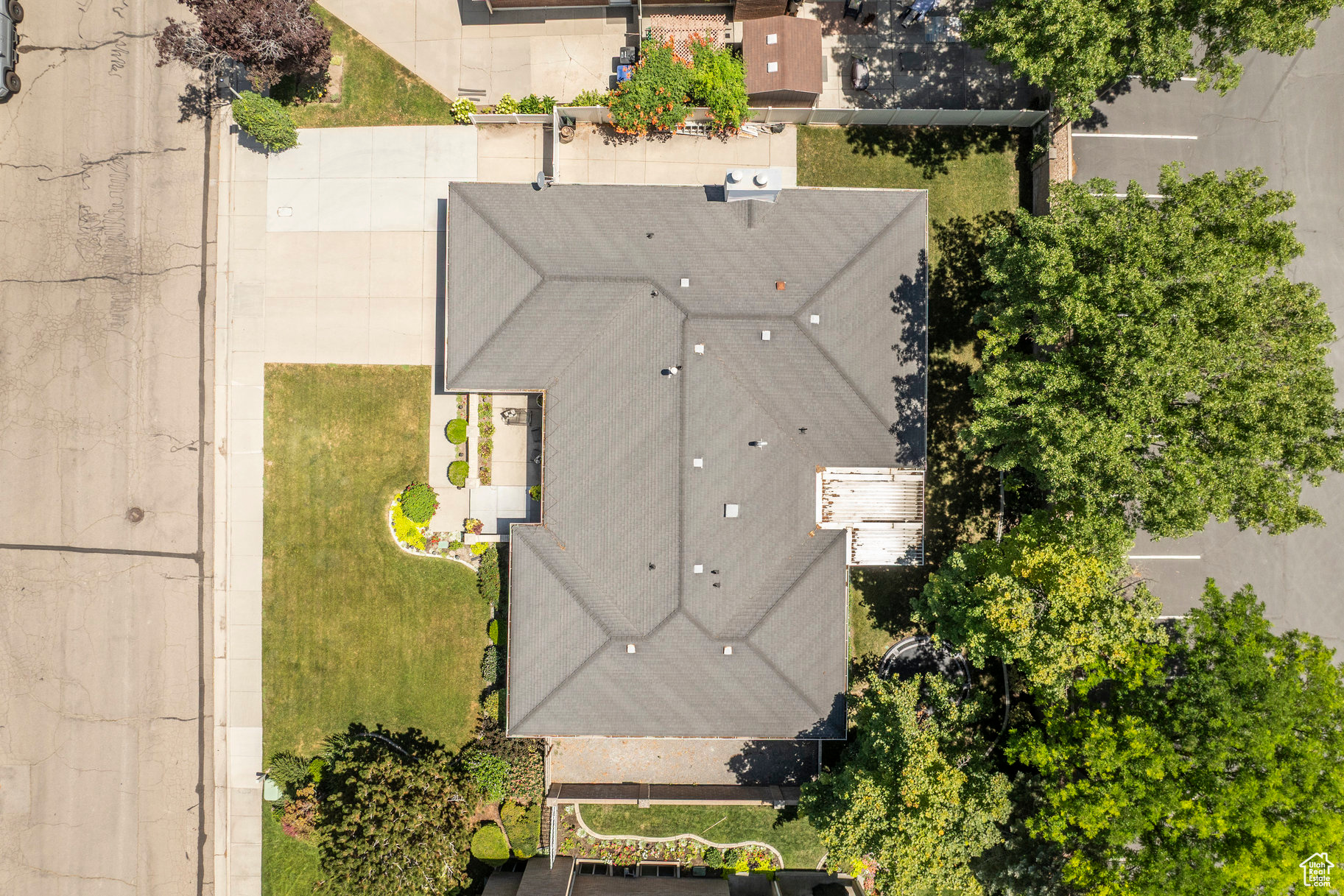 MEADOWS - Residential