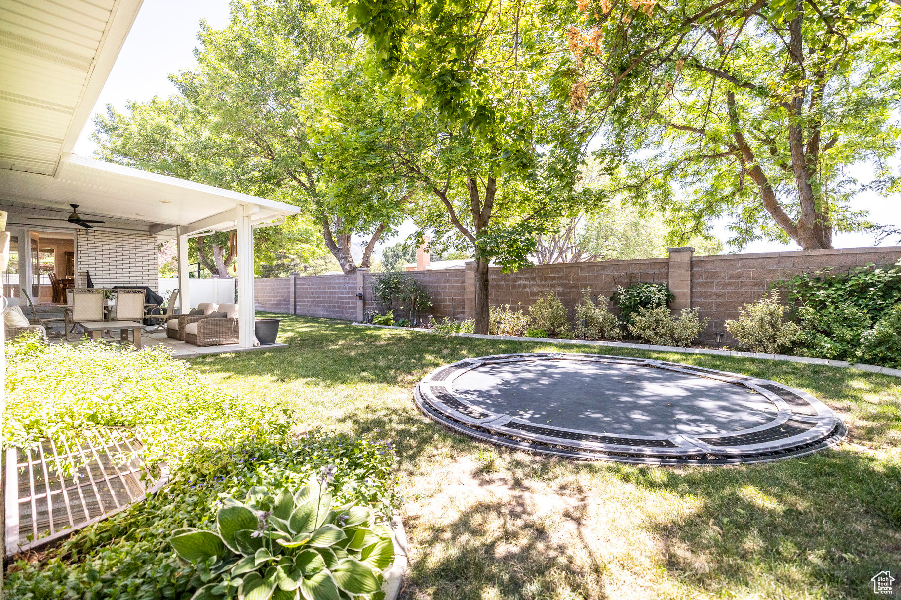 MEADOWS - Residential