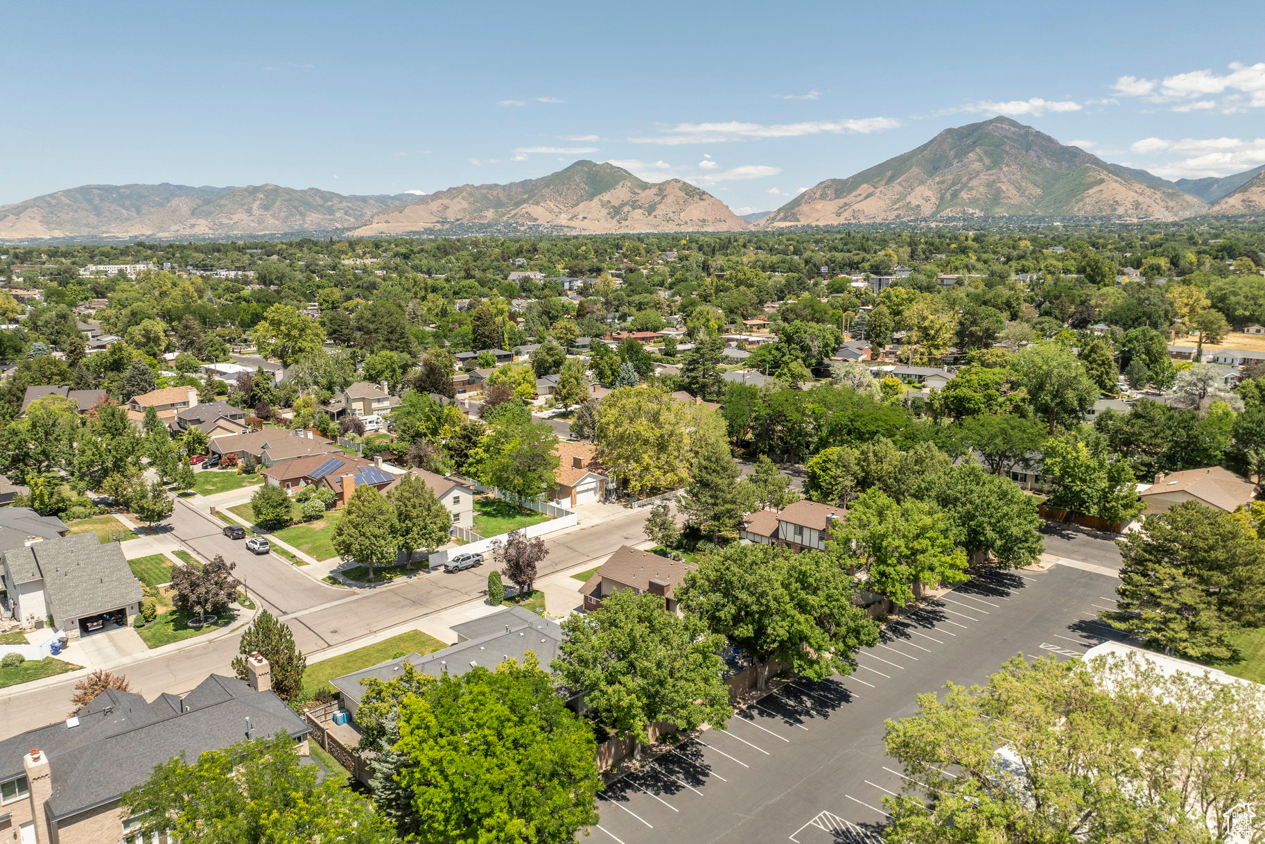 MEADOWS - Residential