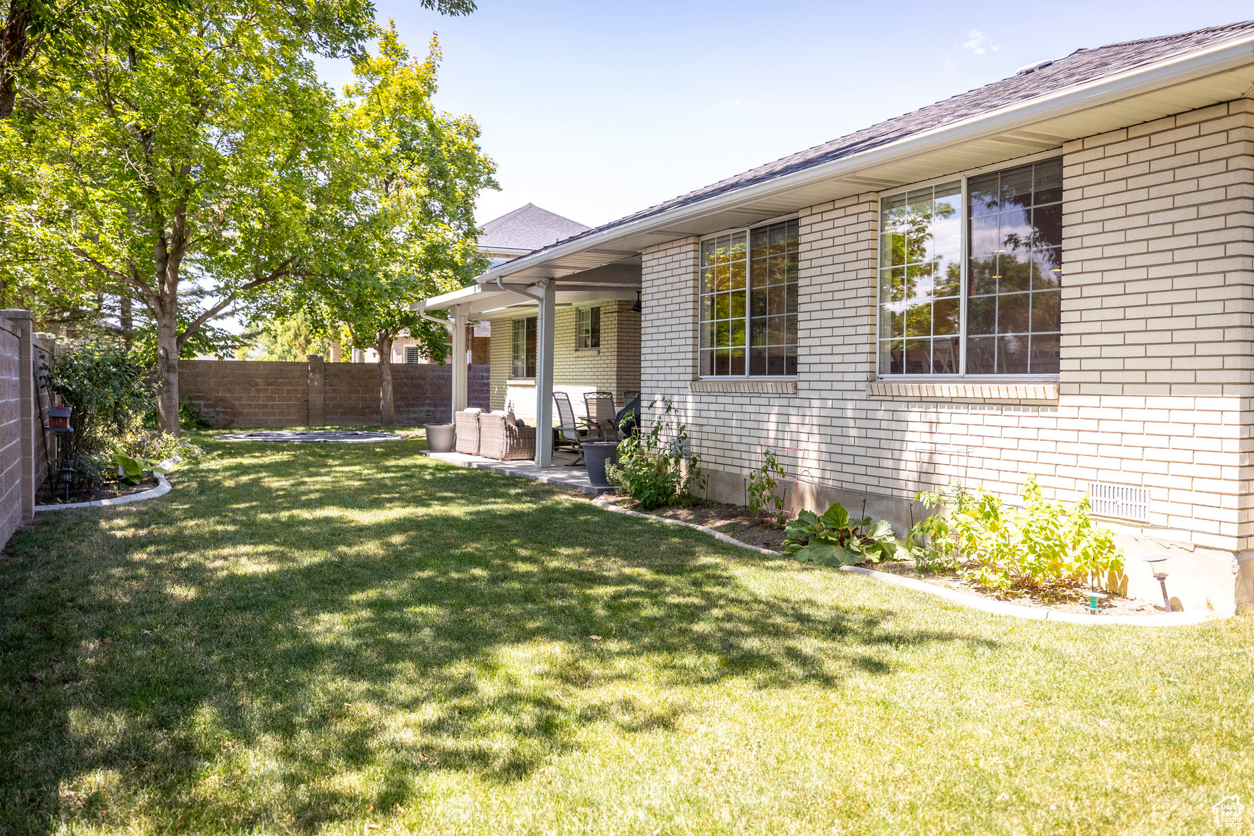 MEADOWS - Residential