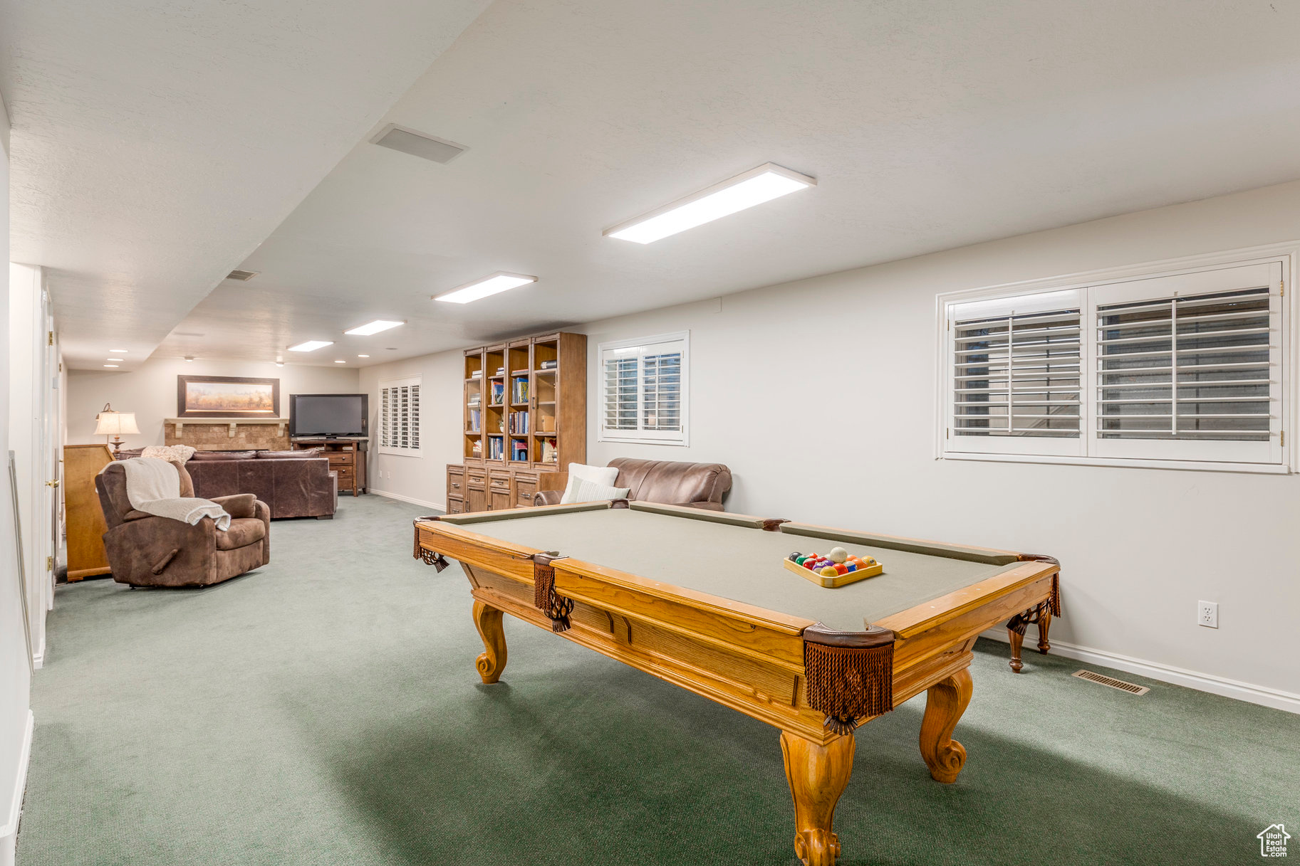 MEADOWS - Residential