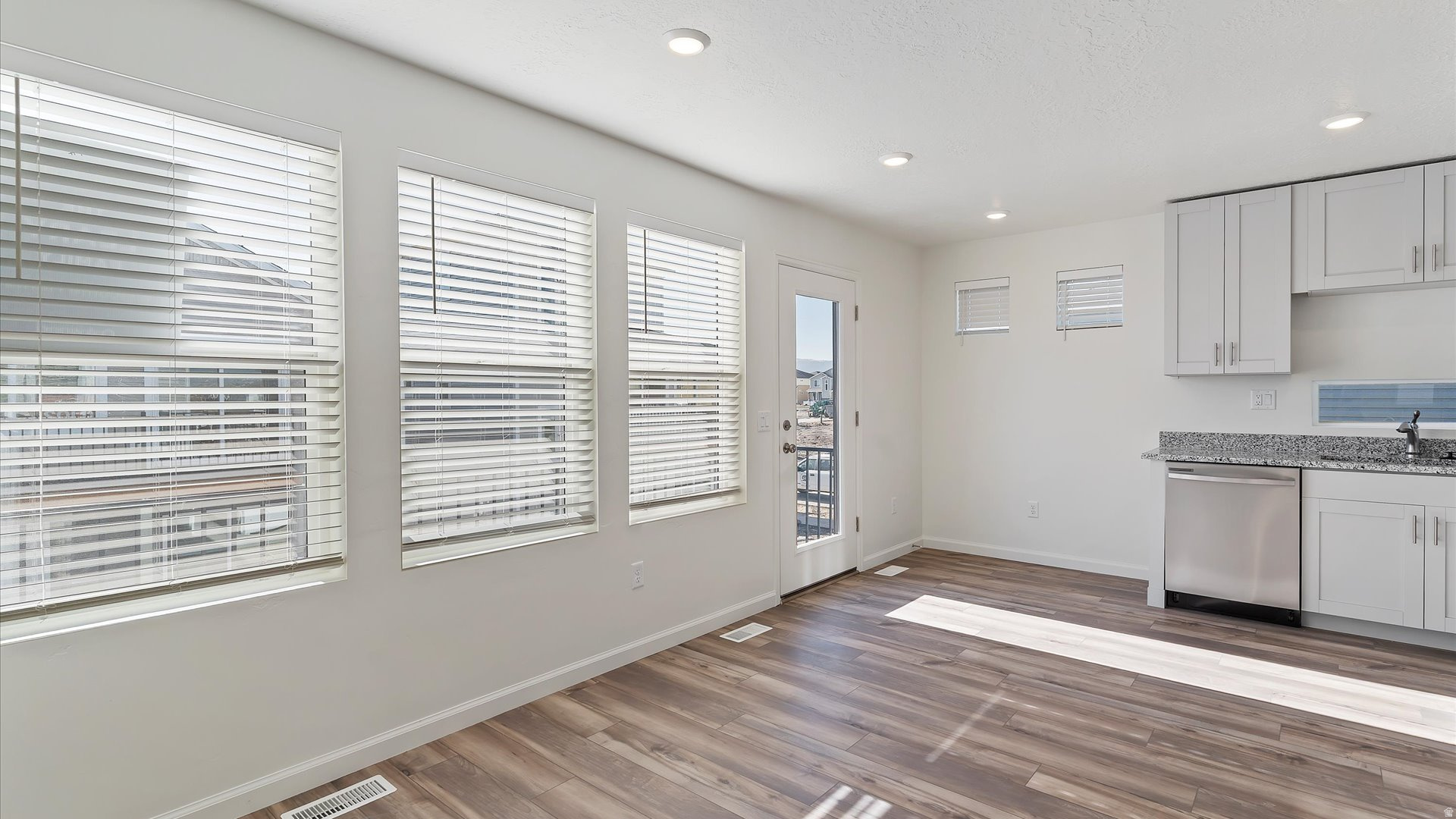 WANDER - Residential