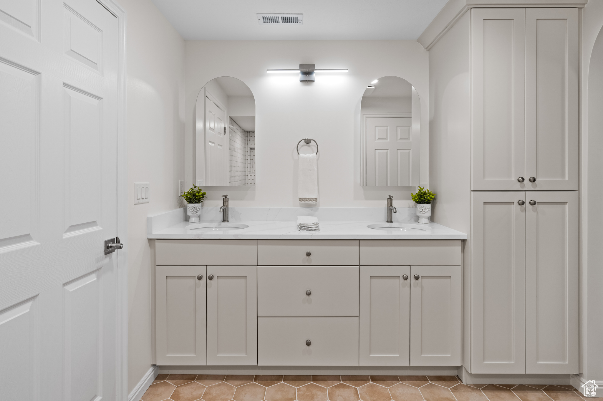PINEBROOK SUBDIVISION - Residential