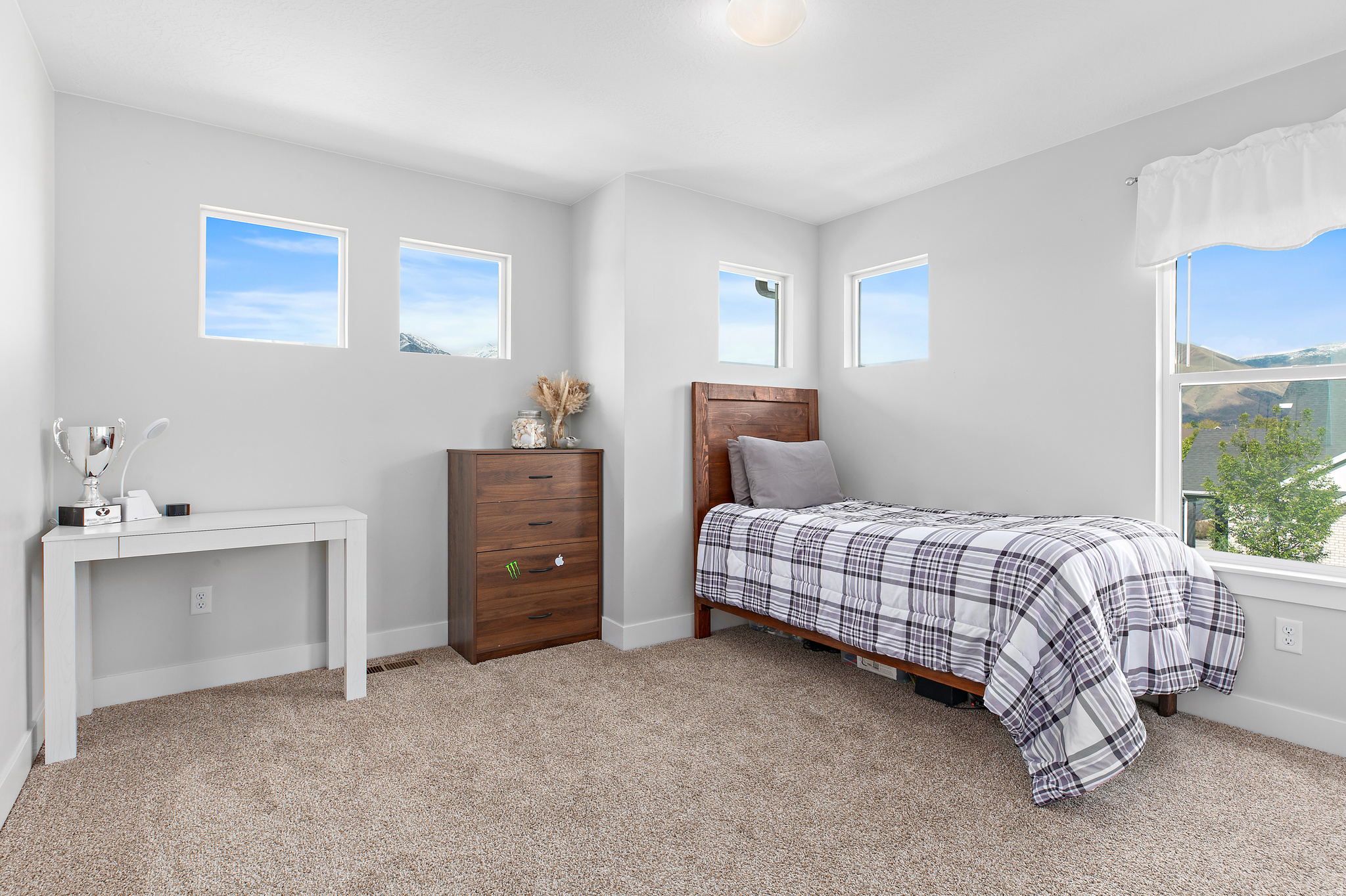 HARVEST PARK - Residential