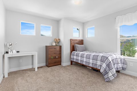 Tiny photo for 2343 W WYSTERIA DR, Mapleton, UT 84664 (MLS # 2154641)