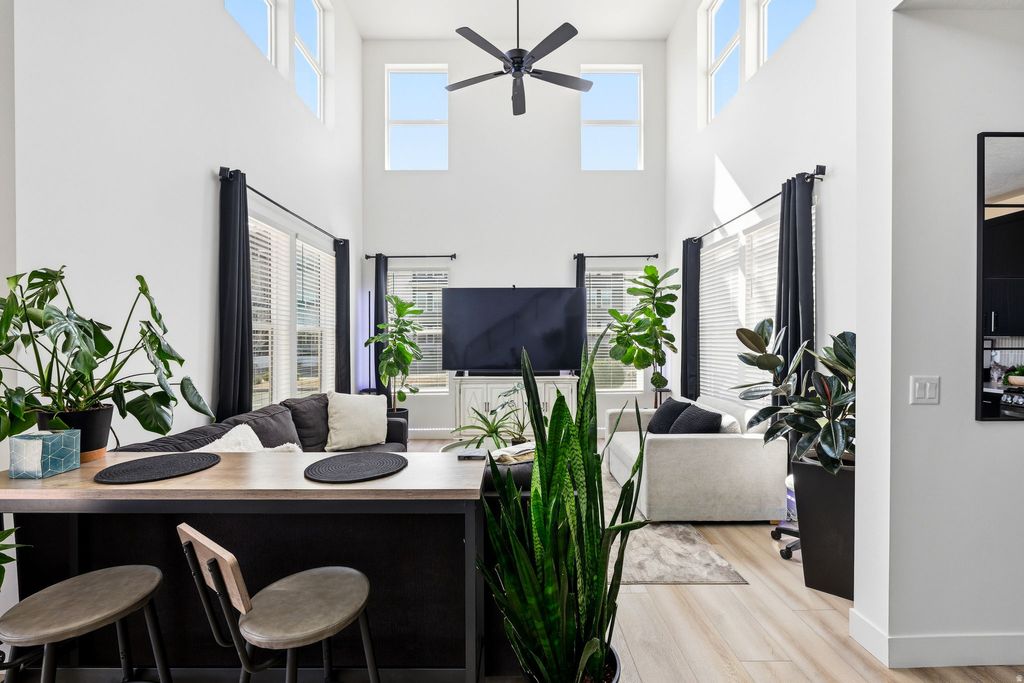 Photo of 529 W OLIVE LN, Saint George, UT 84790 (MLS # 2143645)