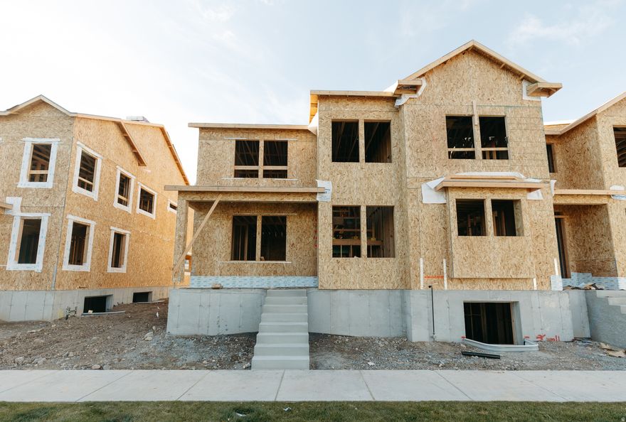 Discover the perfect mix of convenience and comfort with your new townhome at Highridge! Enjoy the benefits of multi-story living and a spacious two-car garage, without the upkeep of a single-family home. Love where you live with community perks like a clubhouse with a gym, a sparkling pool, and pickleball courts. Plus, you'll be part of the growing Mt. Saratoga master-planned community, designed with parks, trails, and open spaces for you to explore. Don't wait! Reach out today to learn more or schedule your visit!