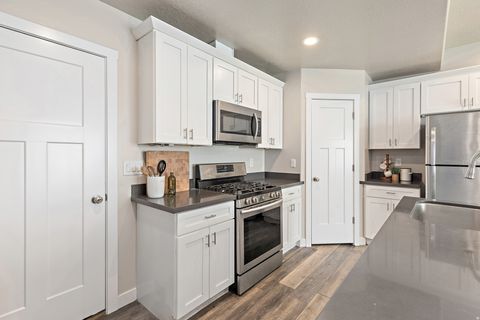 Tiny photo for 836 S 1760 E, Spanish Fork, UT 84660 (MLS # 2169142)