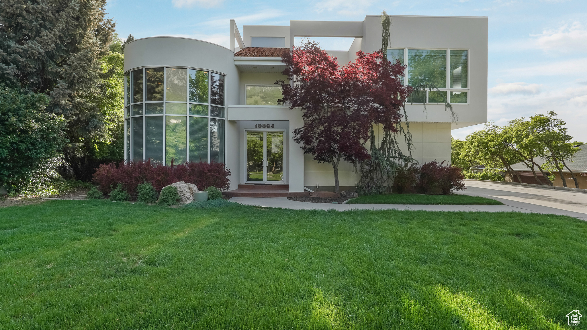 10804 S Lostwood Dr, Sandy, Utah image 1