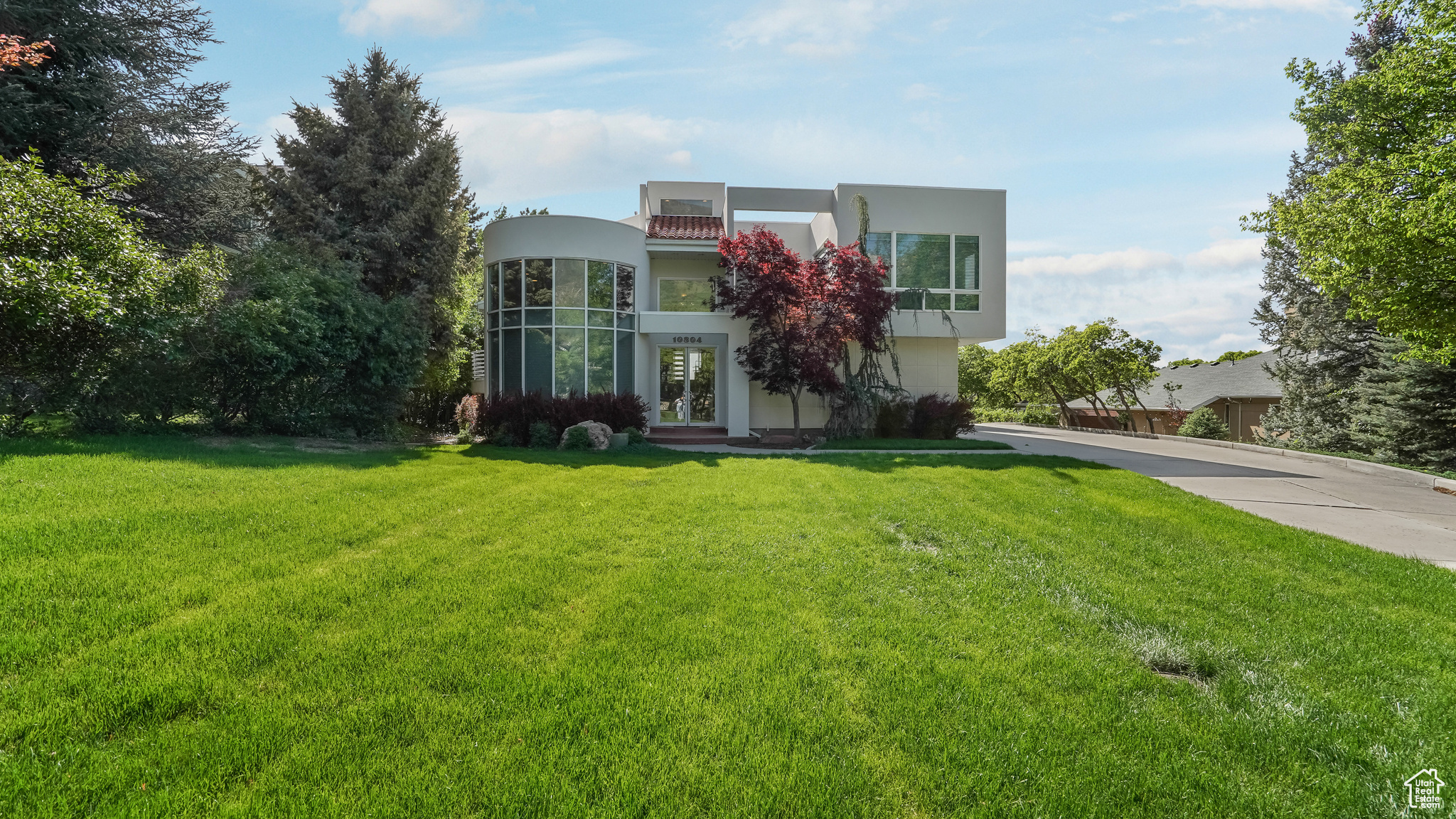 10804 S Lostwood Dr, Sandy, Utah image 2