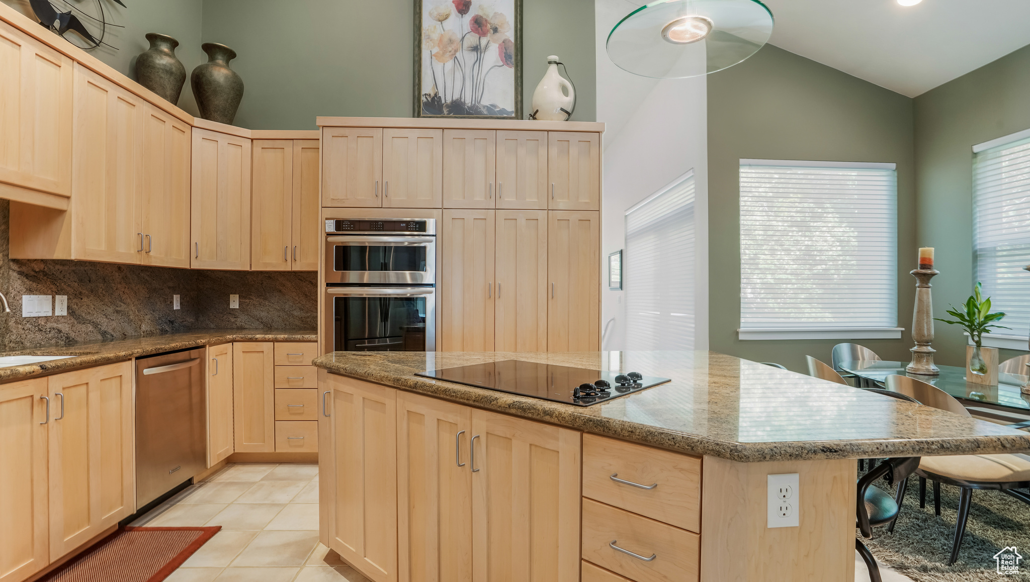 10804 S Lostwood Dr, Sandy, Utah image 21