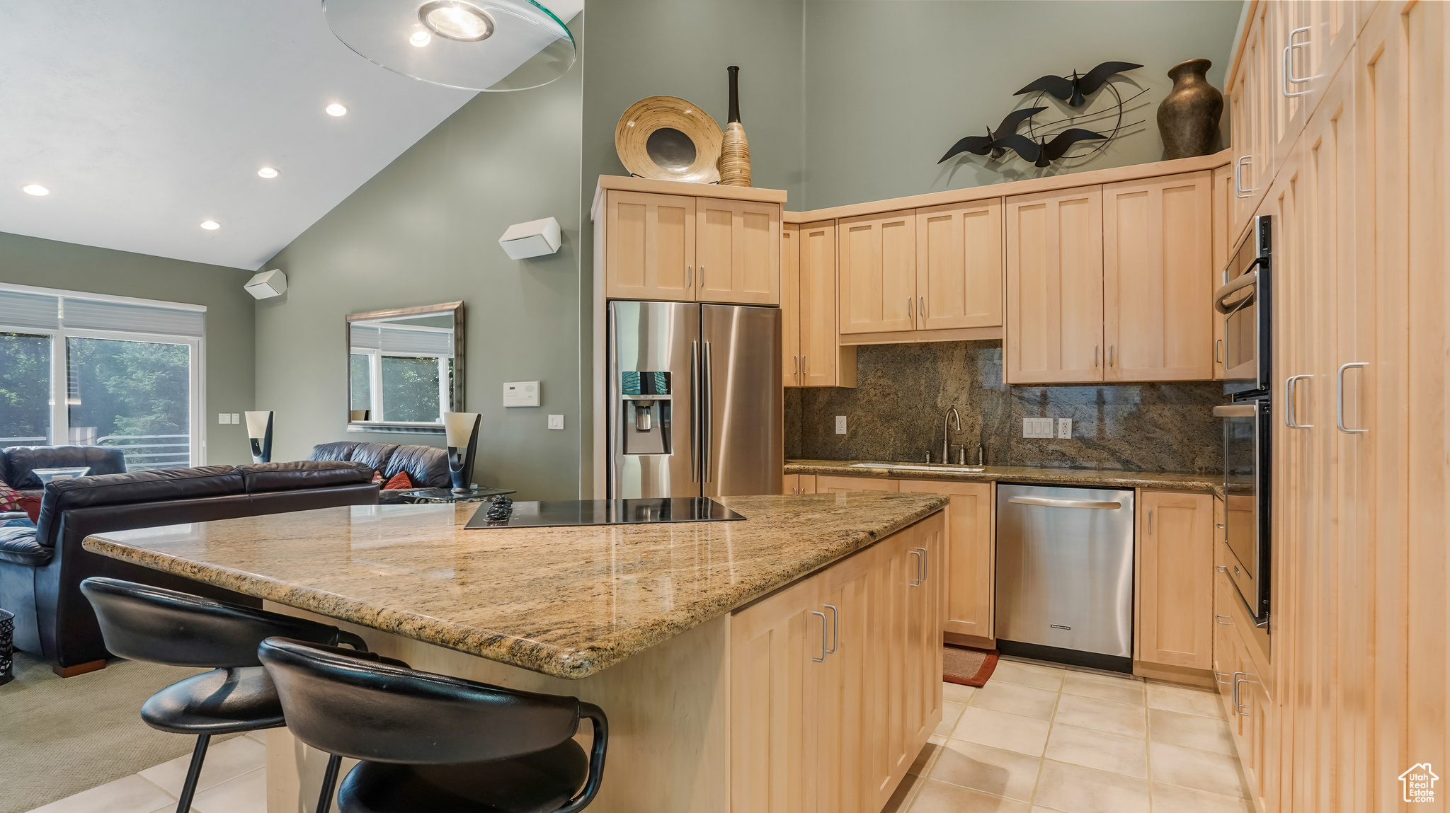 10804 S Lostwood Dr, Sandy, Utah image 22