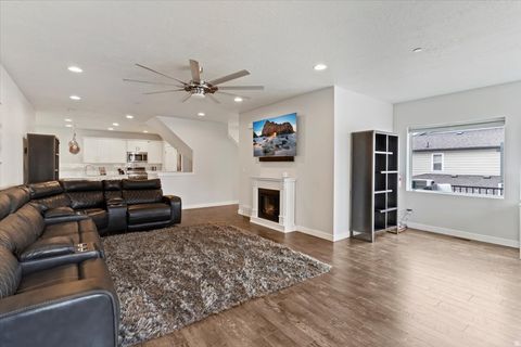 Tiny photo for 1196 W CLARK LN, Farmington, UT 84025 (MLS # 2128883)