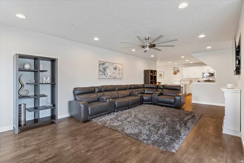 Tiny photo for 1196 W CLARK LN, Farmington, UT 84025 (MLS # 2128883)