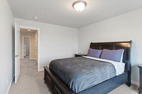 Tiny photo for 1196 W CLARK LN, Farmington, UT 84025 (MLS # 2128883)