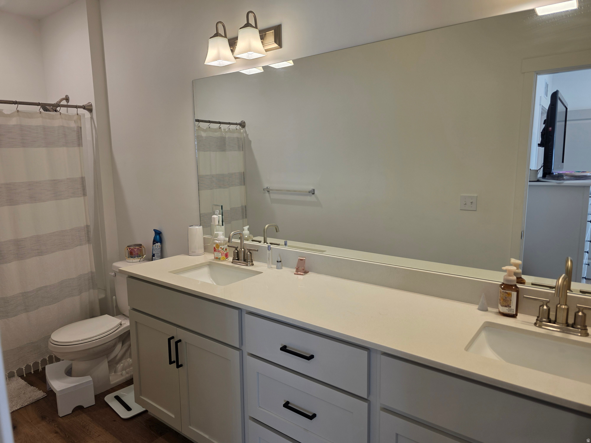 VISTA VIEW CONDOMINIUMS 2ND SUPPLEMENTAL - Residential