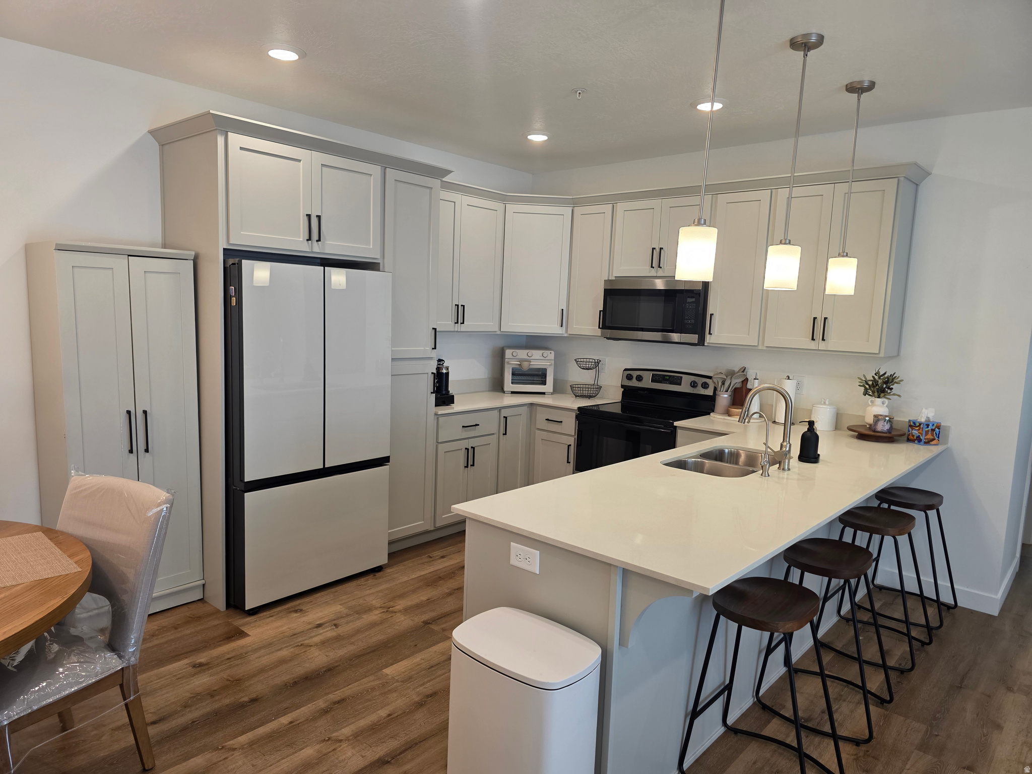 VISTA VIEW CONDOMINIUMS 2ND SUPPLEMENTAL - Residential