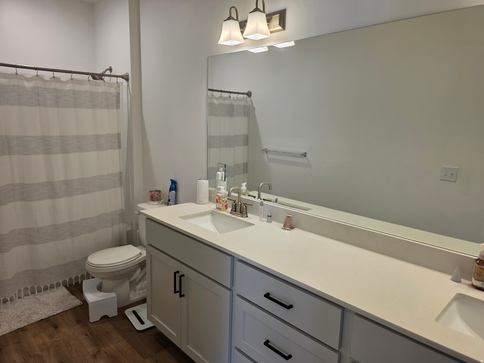 VISTA VIEW CONDOMINIUMS 2ND SUPPLEMENTAL - Residential