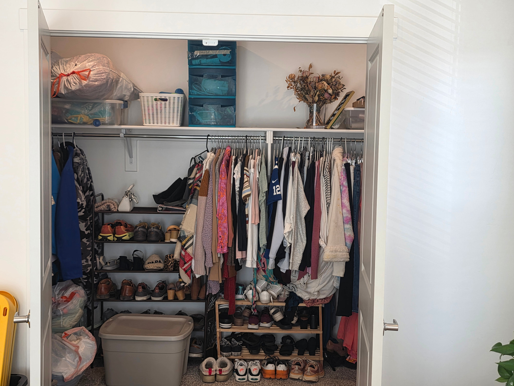 VISTA VIEW CONDOMINIUMS 2ND SUPPLEMENTAL - Residential