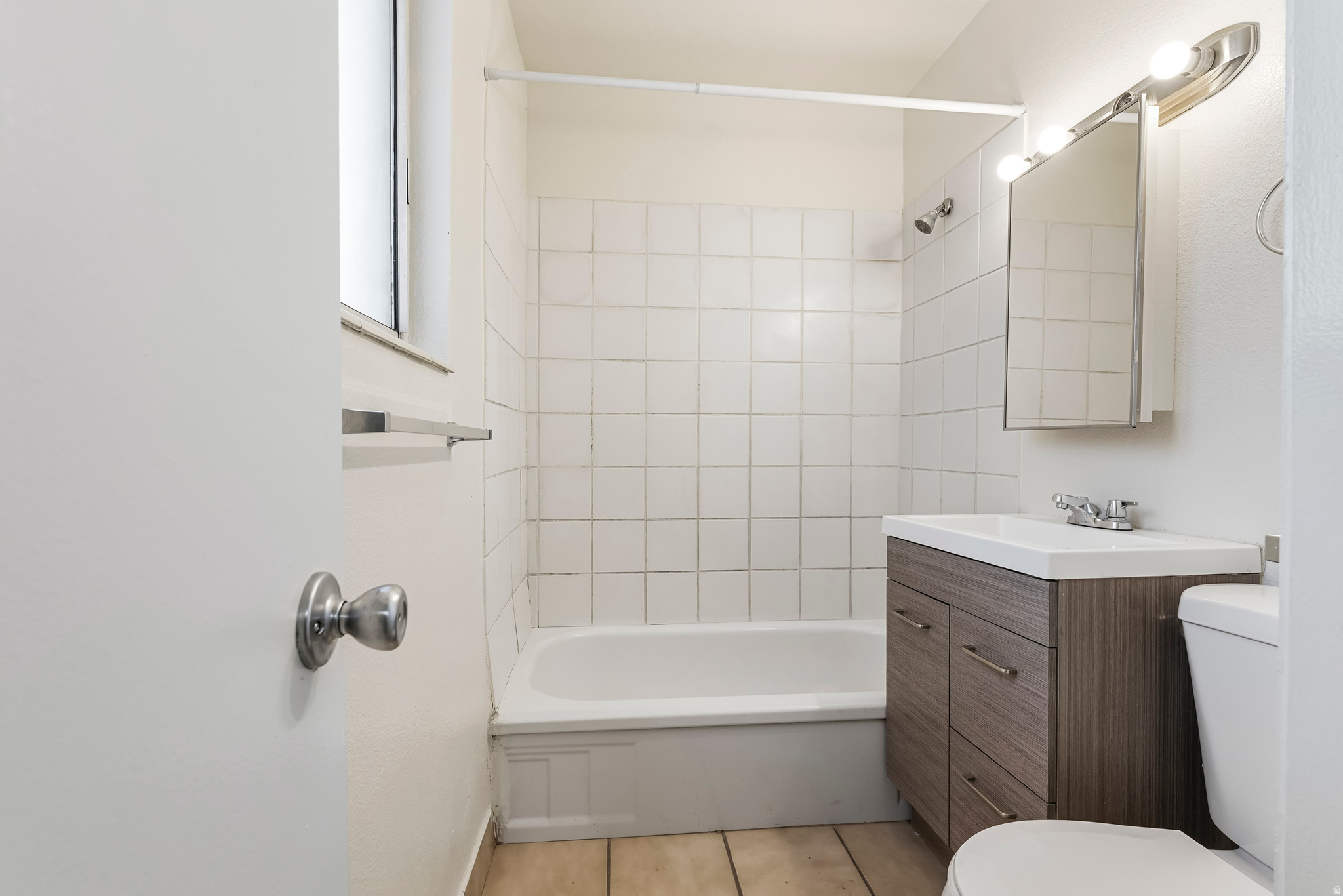 PLAT A BIG FIELD SUR - Residential Lease