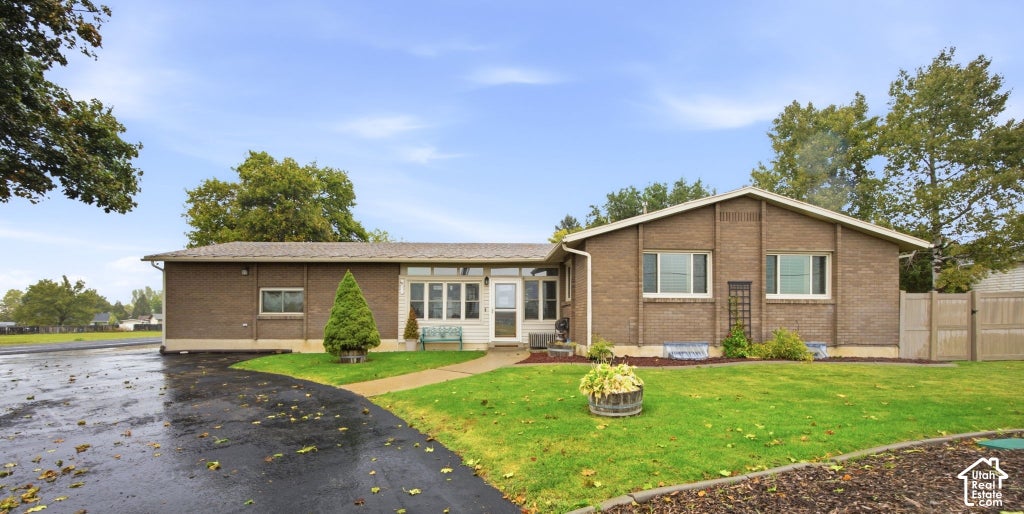 Photo of 613 E 1800 N, North Logan, UT 84341 (MLS # 2192980)