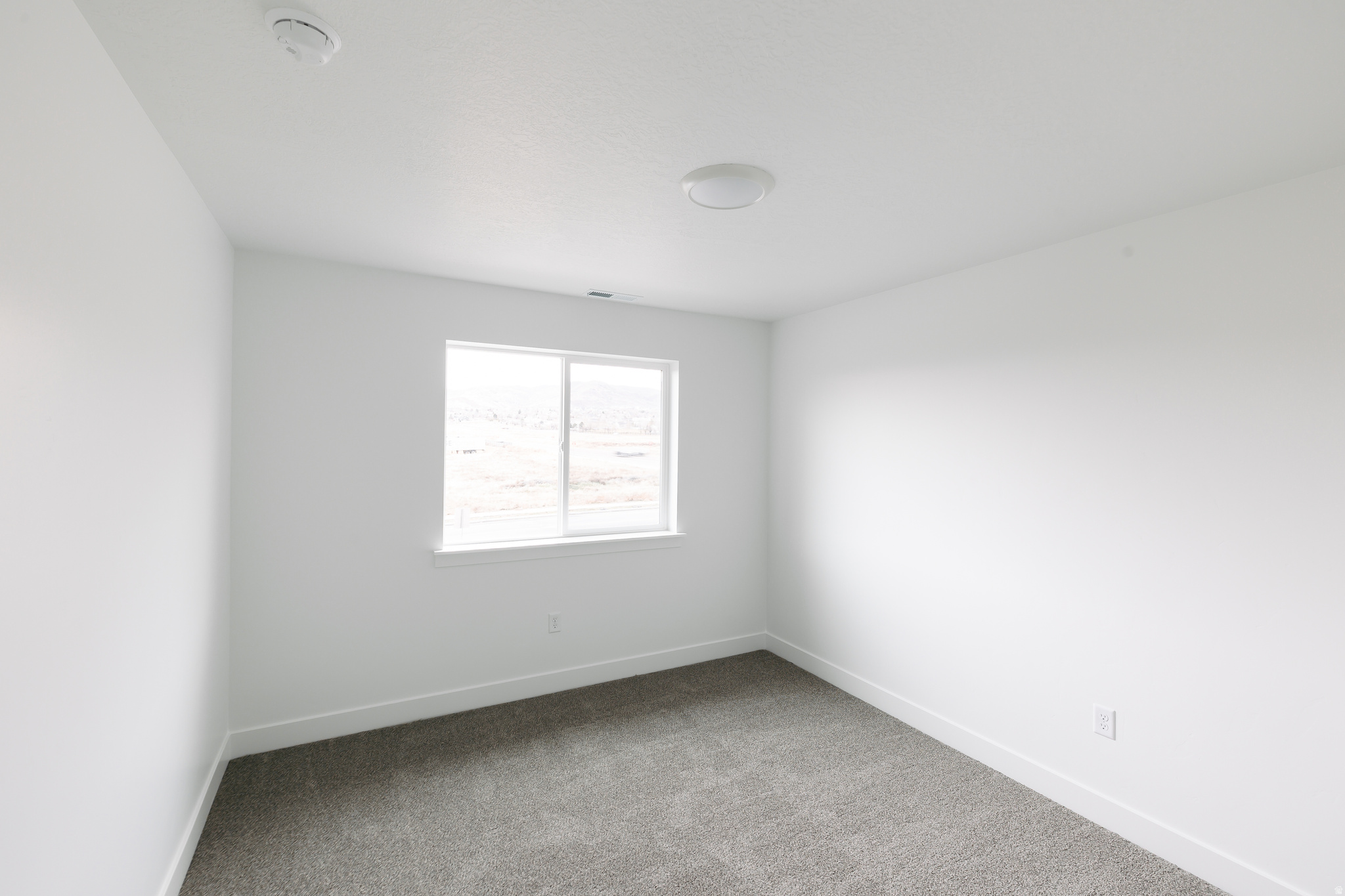 MOUNTAIN RIDGE - Residential