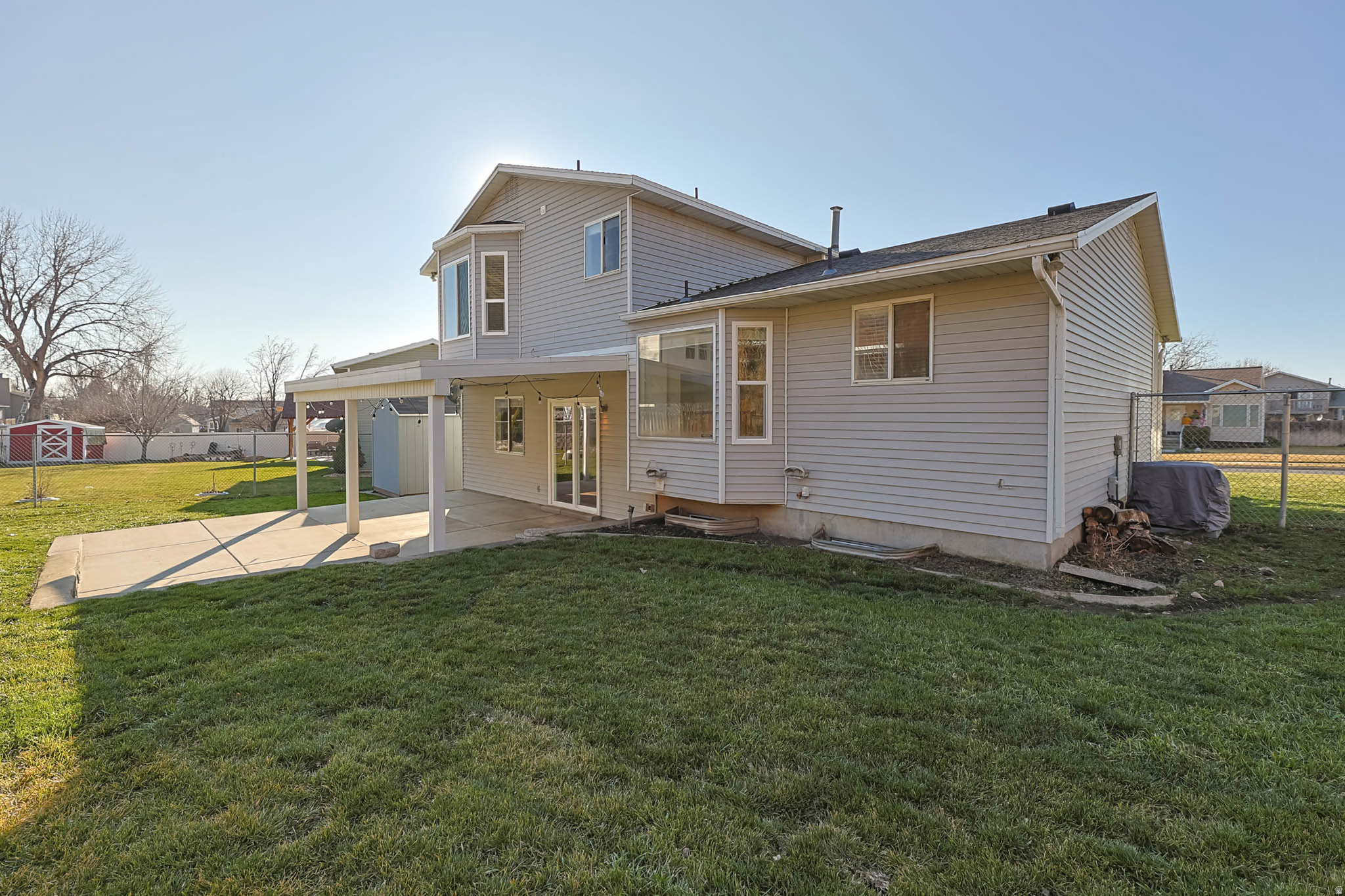 CAVE HOLLOW - Residential