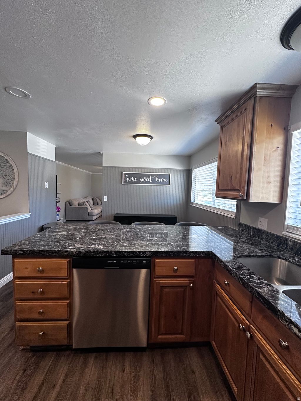 Photo of 530 E 550 N, Roosevelt, UT 84066 (MLS # 2155187)