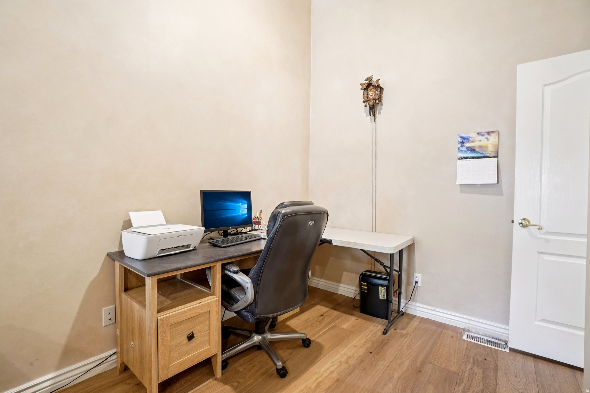 WHITE PINES - Residential