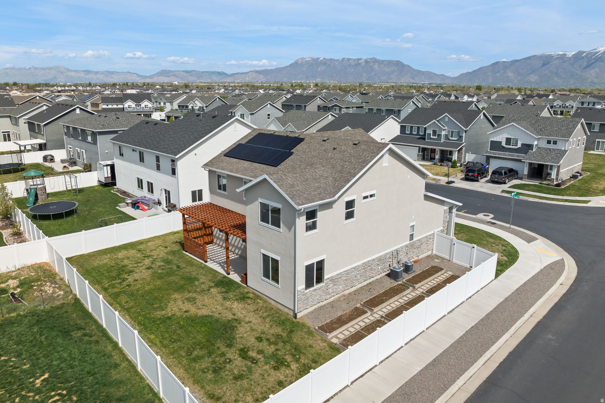 STILL WATER - Residential