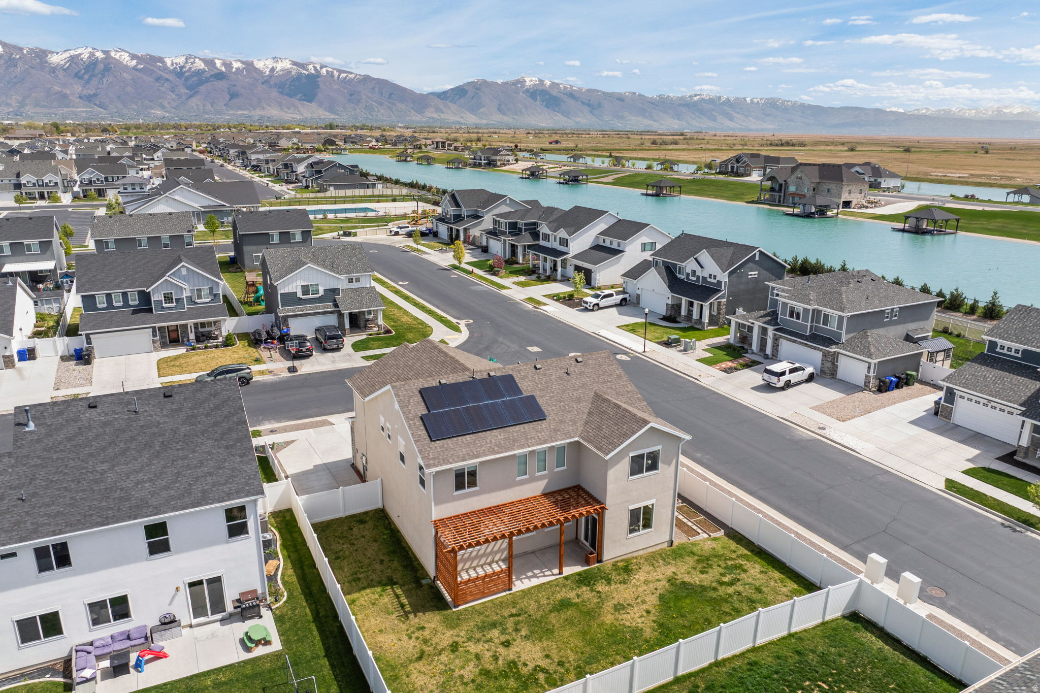 STILL WATER - Residential